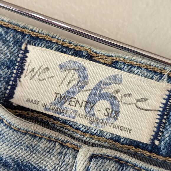 Free People Light Wash Sabrina Skinny Fray Jeans Light Bleach Indigo Size 26 - Picture 8 of 8